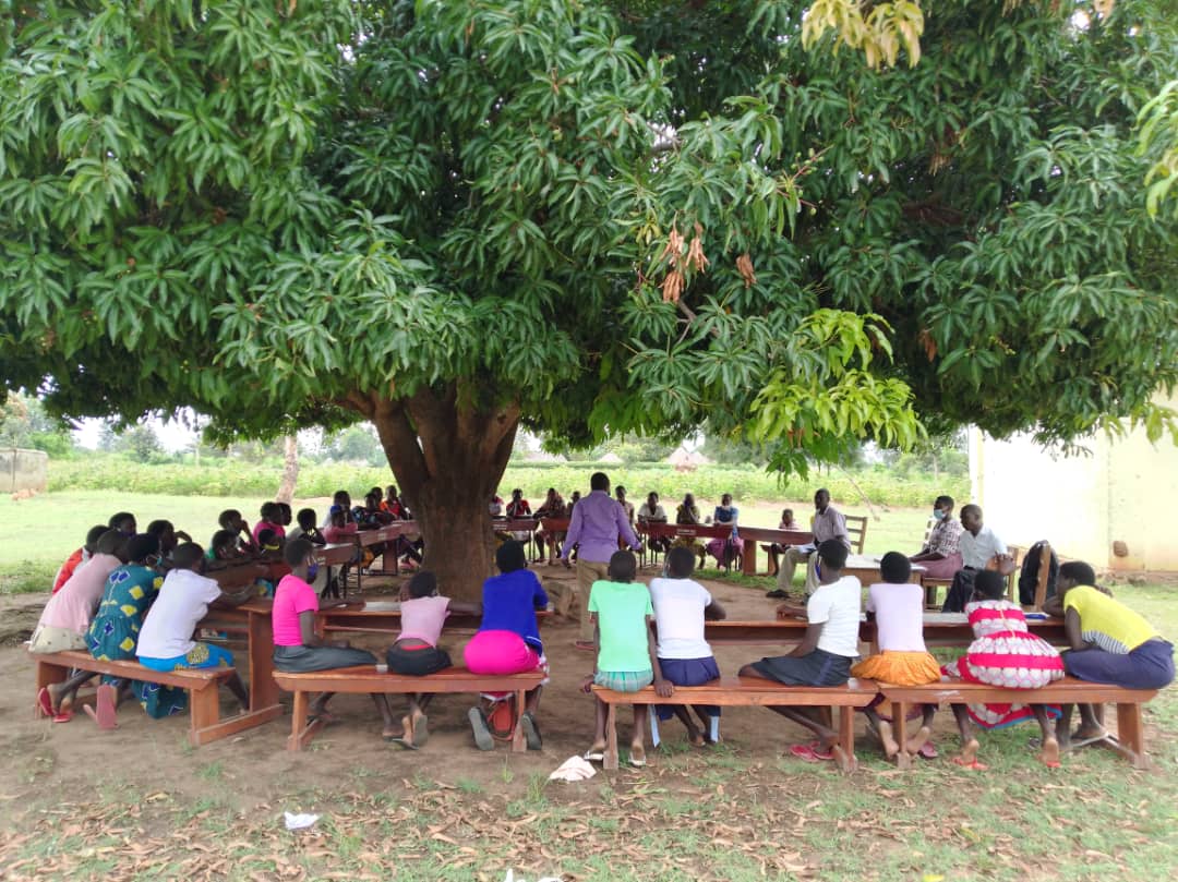 A community youth dialogue on teenage pregnancies with young women in the Ngora District of Uganda. 